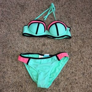 Juniors swimsuit bikini SMALL bottoms MEDIUM top